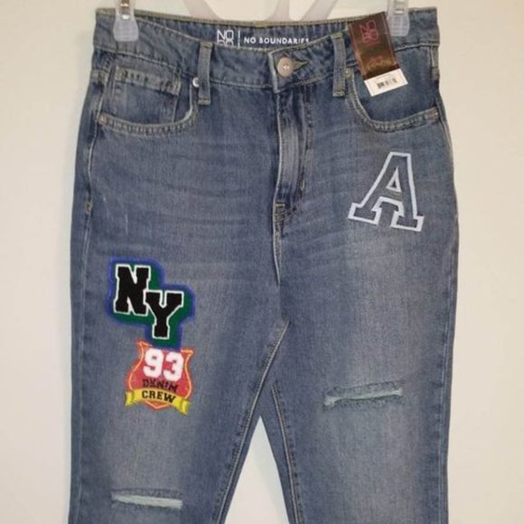 NO Boundaries women's Juniors Sz 5 Med wash high rise mom jean W-271 - Picture 2 of 3
